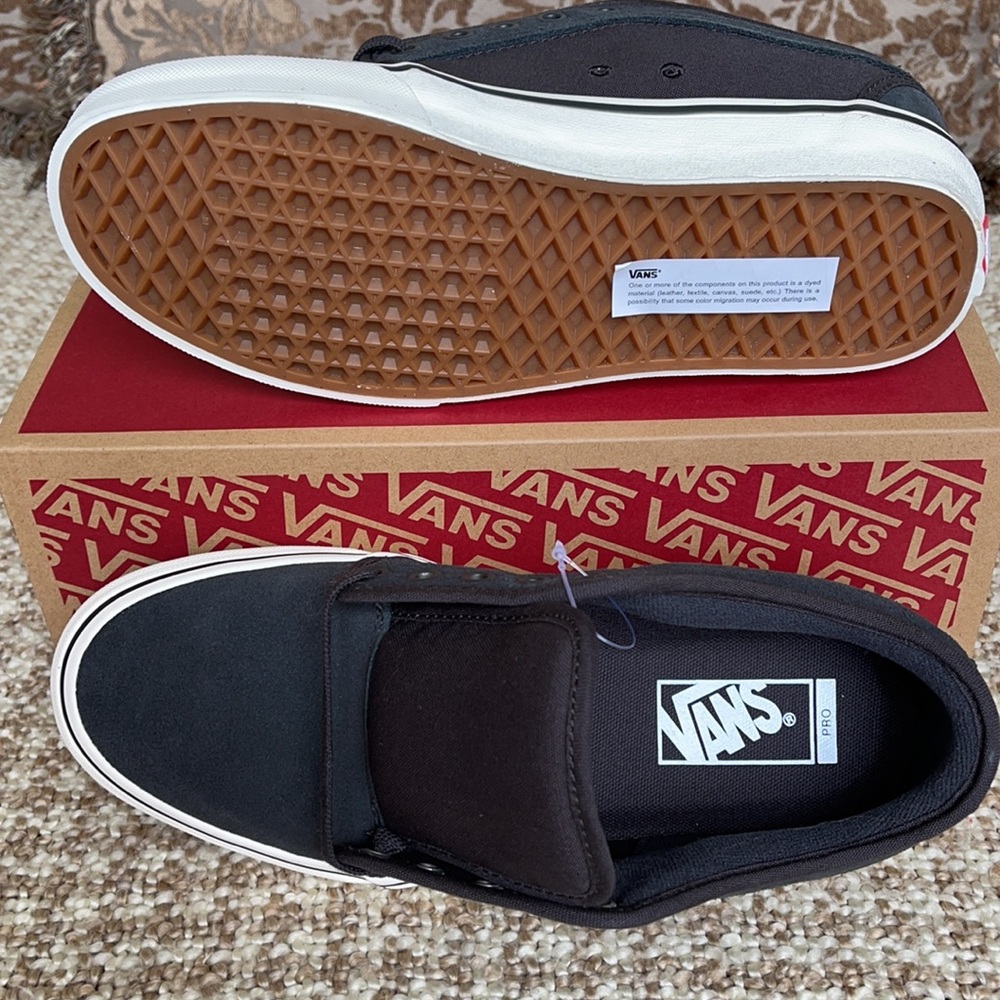 Vans Chukka Low Raven/Marshmallow Men’s - Picture 8 of 16